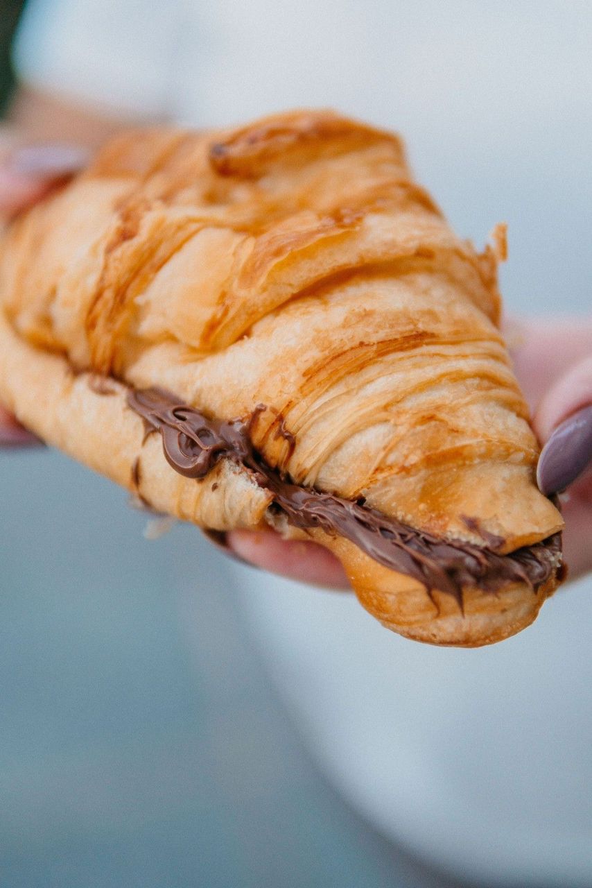 Croissant con nutella
